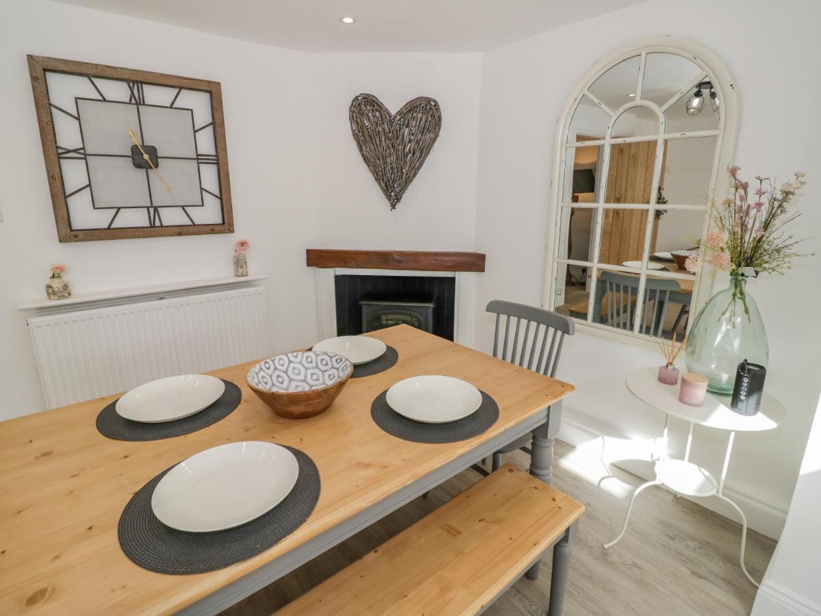 Blossom Cottage Бродвей Екстер'єр фото